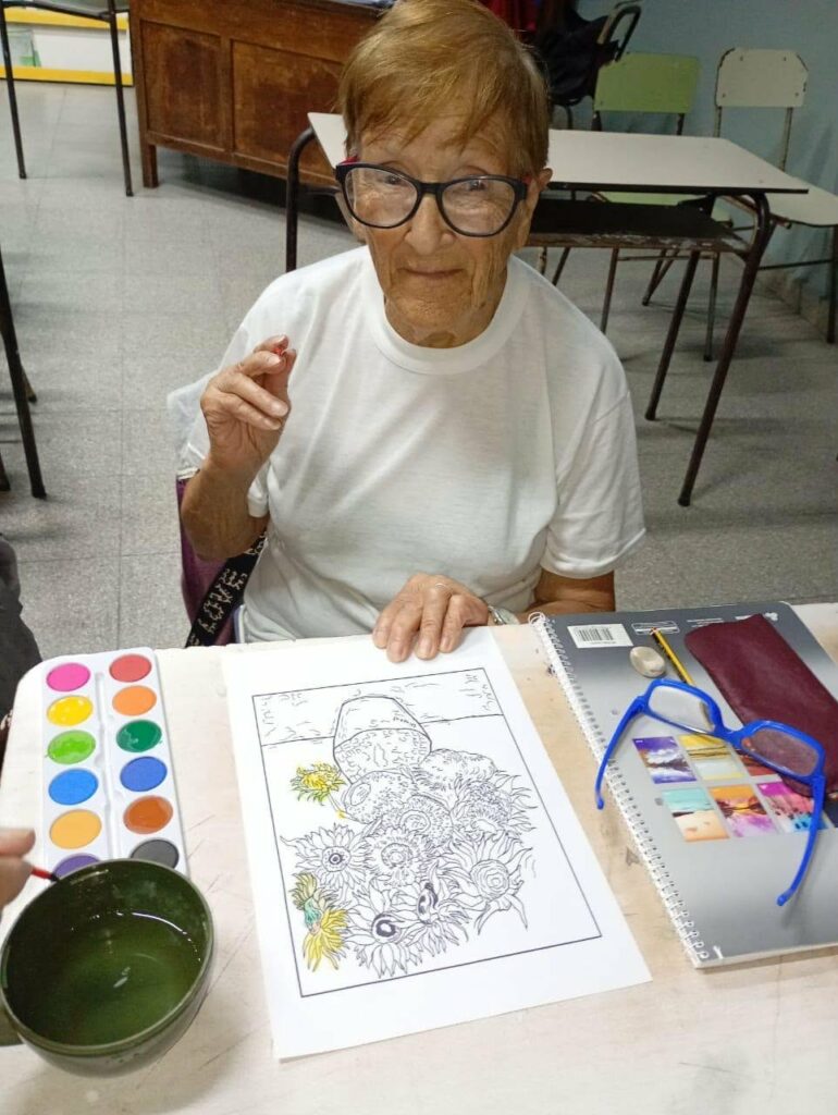 “Chichí” de Caramanica hoy cumple 93 años y este año piensa en culminar el primario