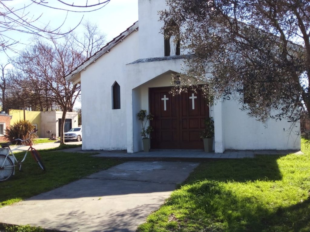 Feria de ropa y calzado en Capilla San José